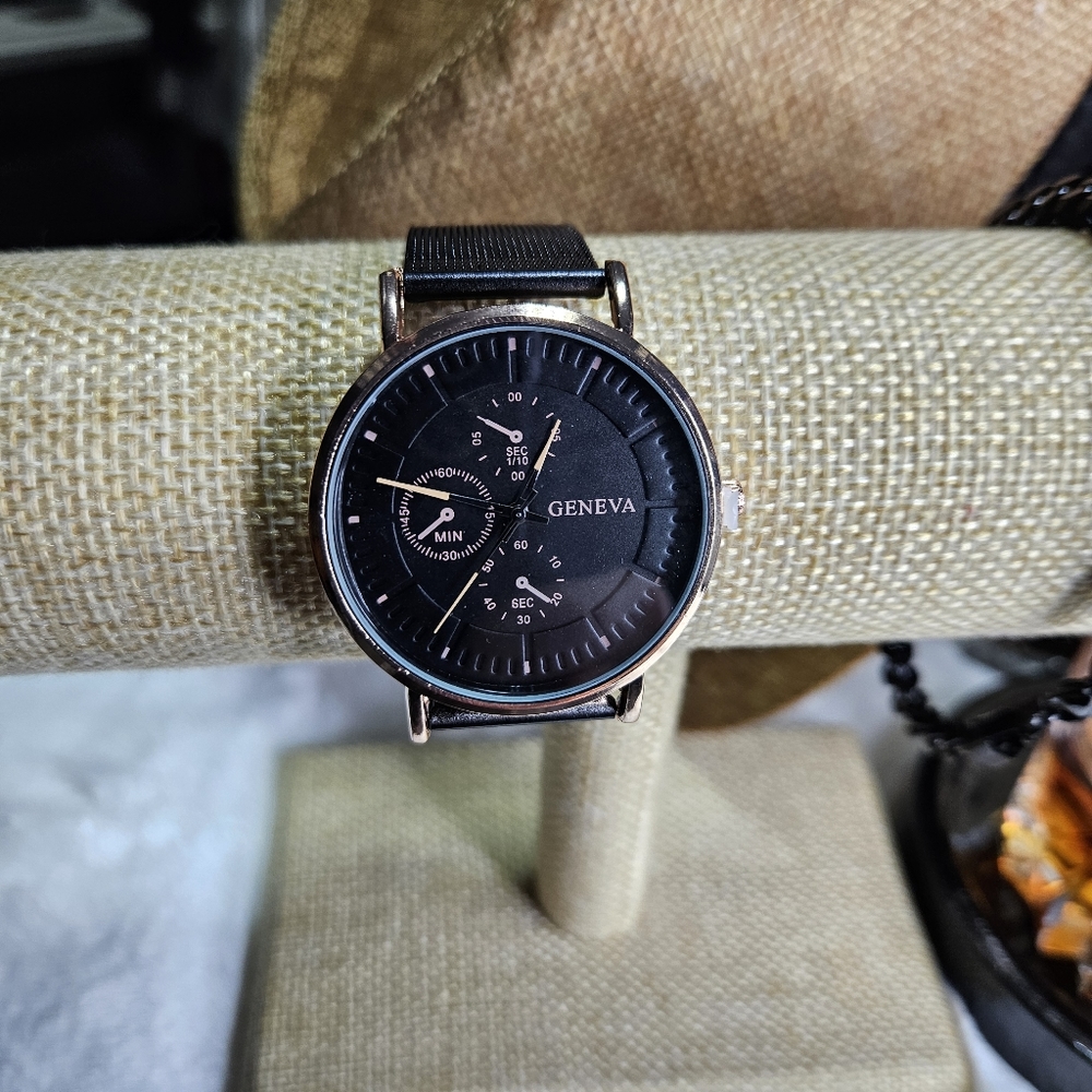 Mens Black & Rose Gold Geneva Quartz Movements Watch